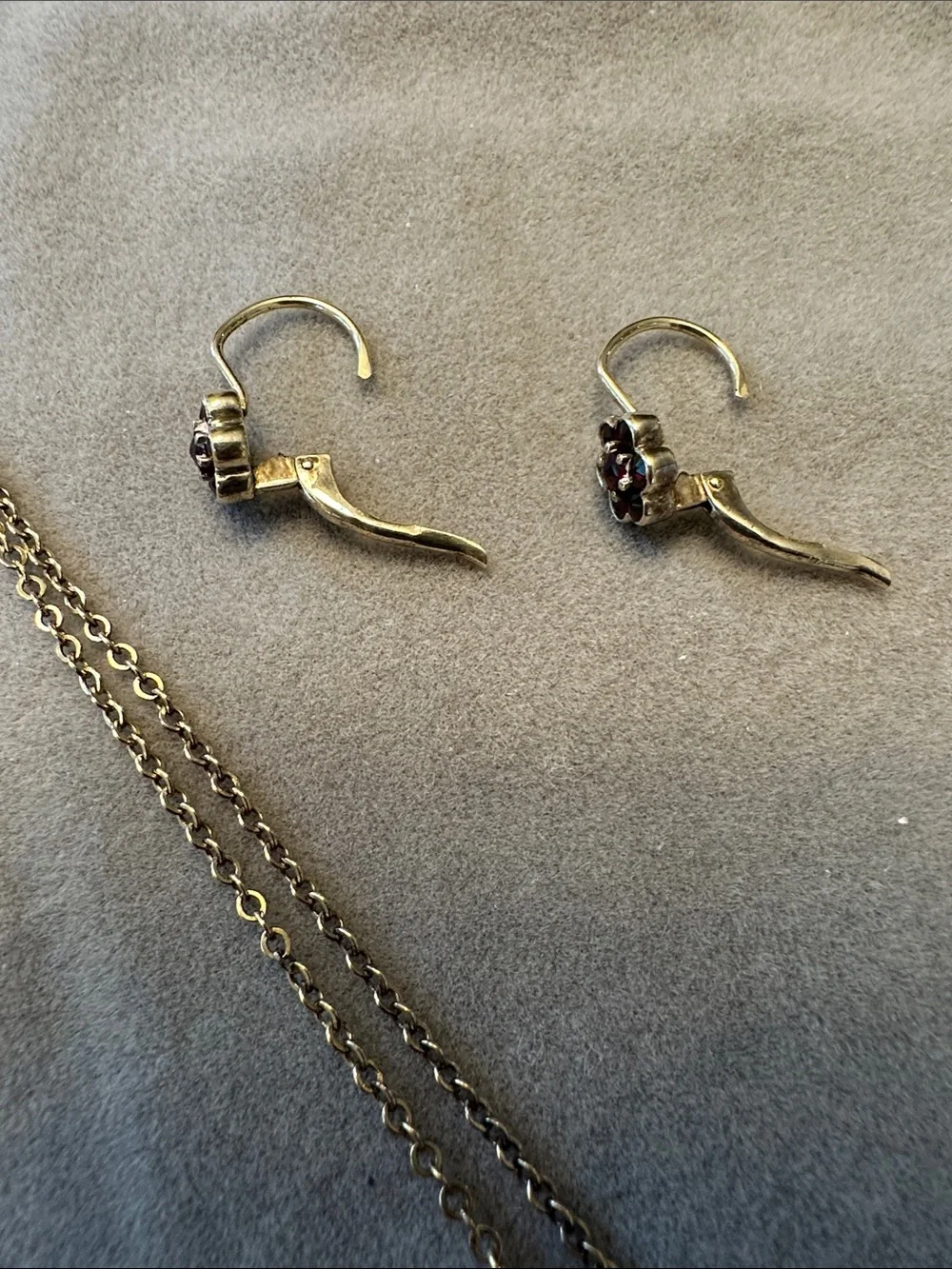 Garnet-Red Floral Cluster Necklace and Earring Set - Gold Tone - Picture 6 of 8